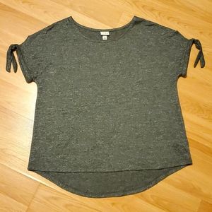 a new day Size XL Women's Top with Tie Detail on each Sleeve. Gray and black.